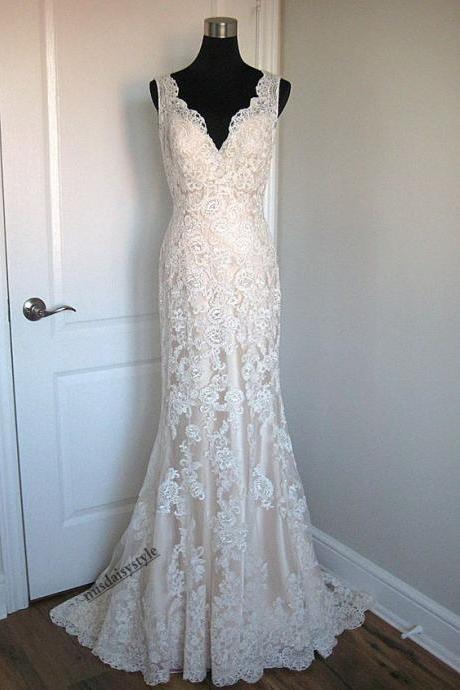 Classic High Quality Mermaid Lace V-neck Wedding Dress,mermaid V-back Lace Bridal Dress